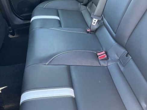 Used 2025 Toyota Camry SE image 10