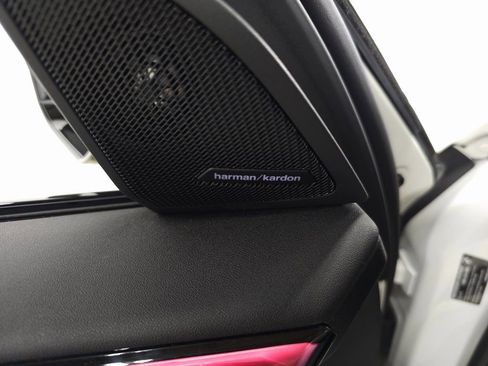 Used 2025 BMW X3 M50 w/ Premium Package image 17