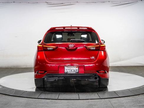 Certified 2017 Toyota Corolla iM w/ Carpet Mat Package FWD image 4