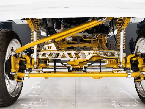 Used 2025 Ford F550 4x4 Crew Cab Super Duty image 25