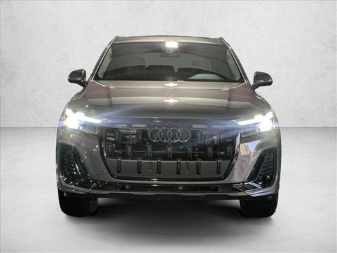 Certified 2025 Audi Q7 2.0T Premium Plus w/ Premium Plus Package image 2