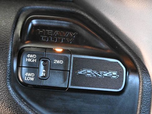 Used 2022 RAM 2500 Big Horn AWD/4WD image 14