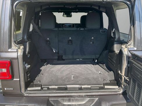 Certified 2025 Jeep Wrangler Unlimited Rubicon image 25