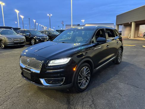 Used 2020 Lincoln Nautilus Reserve w/ Cargo Utility Package image 3