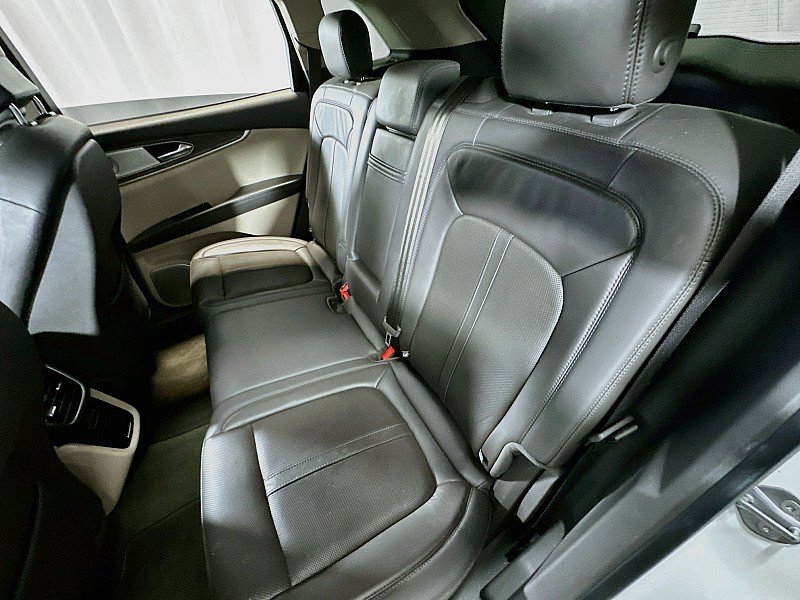 Used 2019 Lincoln Nautilus Reserve w/ Ultimate Package FWD image 25