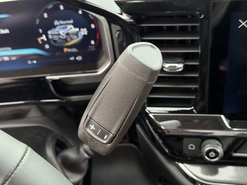 New 2026 Chevrolet Silverado 2500 ZR2 image 17