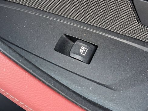 Used 2025 BMW i4 eDrive40 w/ M Sport Package RWD image 39