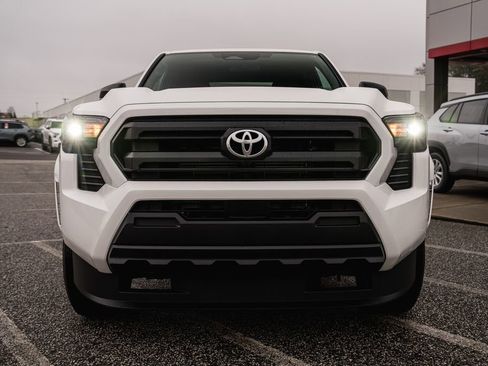 New 2026 Toyota Tacoma SR image 2