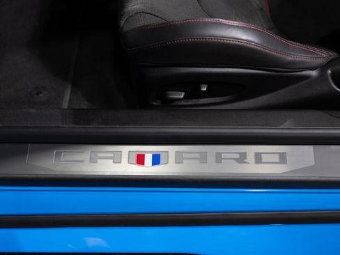 Used 2022 Chevrolet Camaro ZL1 image 21