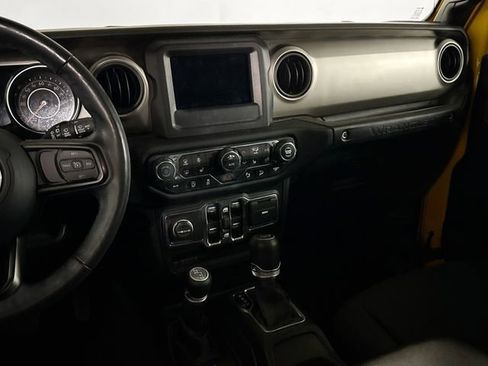 Used 2019 Jeep Wrangler Unlimited Sport S image 22