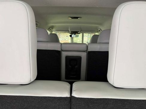 Used 2025 Mitsubishi Outlander Trail Edition image 43