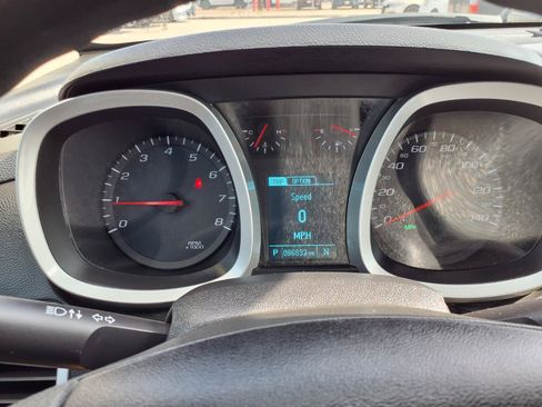 Used 2017 Chevrolet Equinox LS FWD image 13
