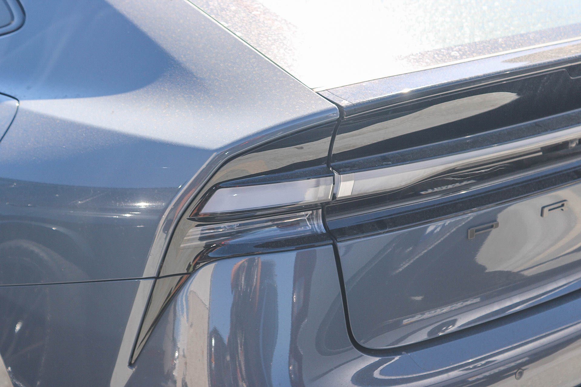 Used 2026 Toyota Prius Plug-In Hybrid FWD image 11