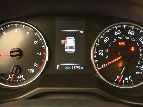 Certified 2020 Toyota RAV4 LE image 14