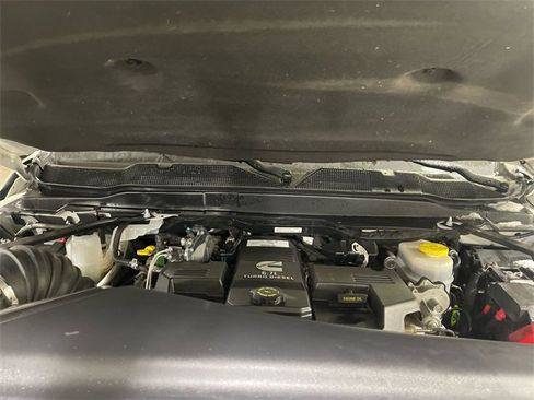 Certified 2019 RAM 2500 Limited w/ Cold Weather Group image 26