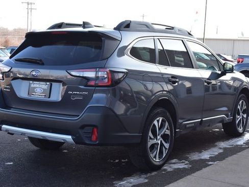 Used 2022 Subaru Outback Limited image 6