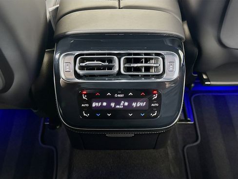 Used 2025 Mercedes-Benz S 63 AMG S image 25