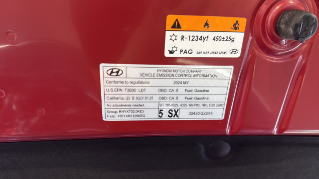 Used 2024 Hyundai Kona SEL AWD/4WD image 32