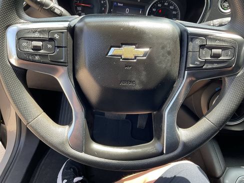 Used 2021 Chevrolet Blazer LT FWD image 18