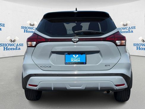 Used 2024 Nissan Kicks SR image 7