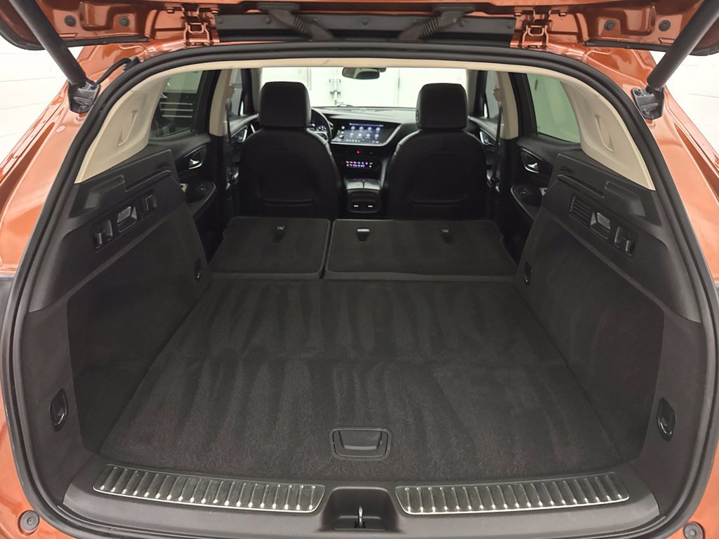 Used 2021 Buick Envision Essence AWD/4WD image 7