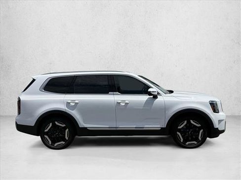 Used 2024 Kia Telluride EX FWD image 5