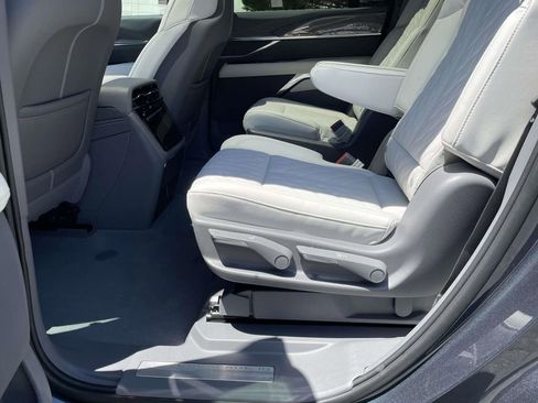 New 2026 Cadillac Escalade IQL Luxury AWD/4WD image 13