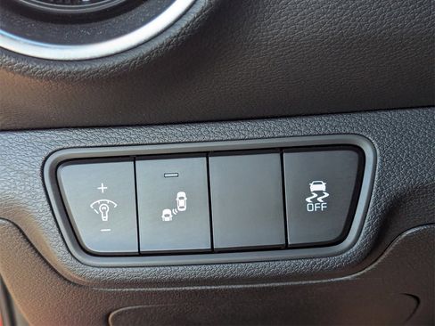 Used 2022 Kia Forte GT image 32