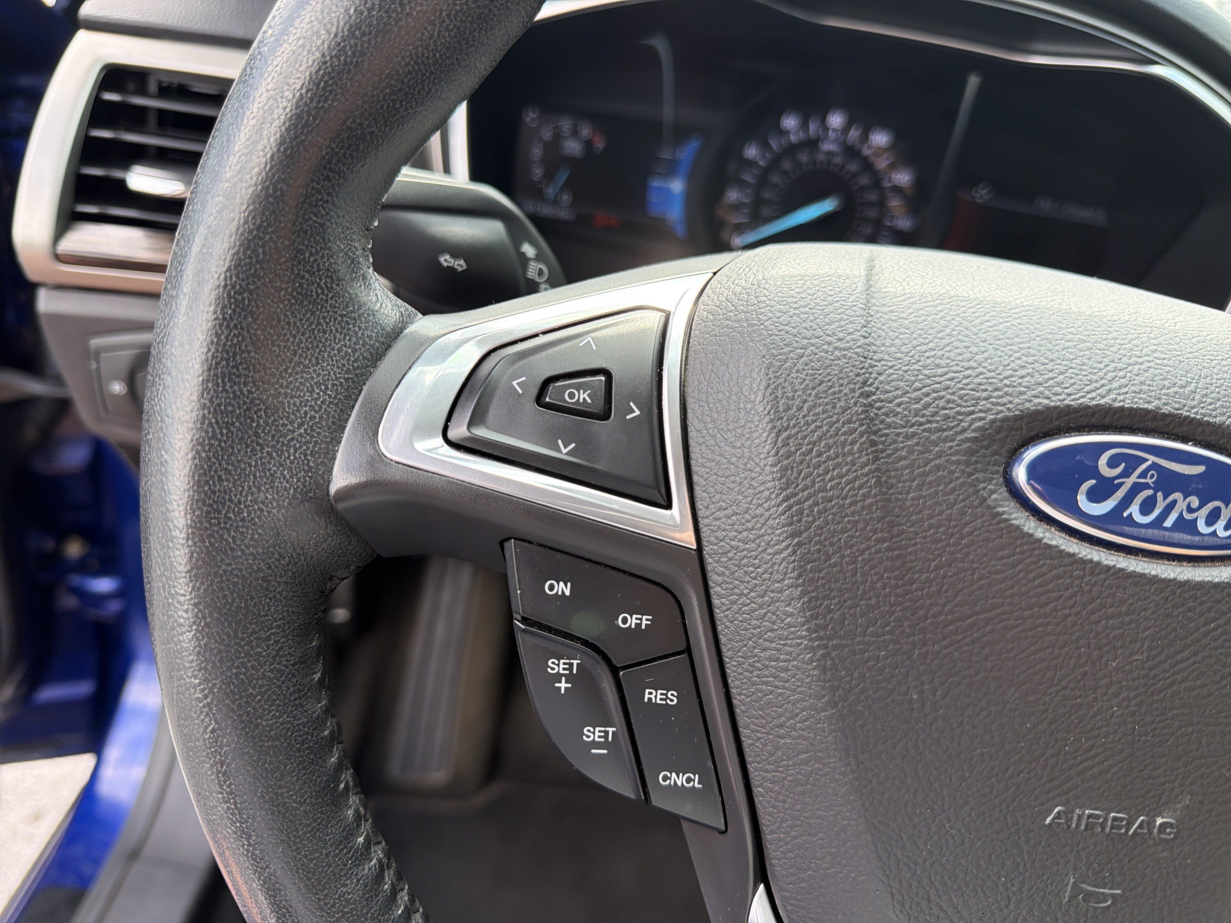 Used 2016 Ford Fusion SE w/ Equipment Group 202A FWD image 27