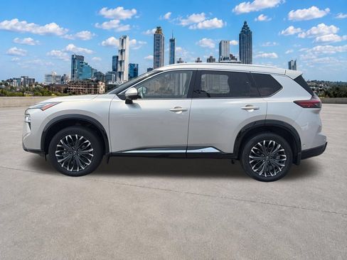 Used 2024 Nissan Rogue Platinum w/ Platinum Premium Package FWD image 20