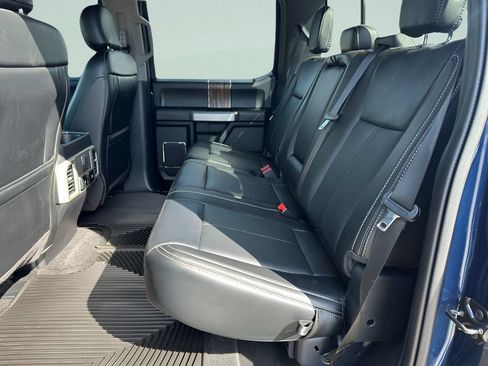 Used 2019 Ford F150 Lariat w/ Equipment Group 502A Luxury AWD/4WD image 16