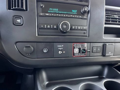 New 2026 GMC Savana 3500 Extended w/ Driver Convenience Package RWD image 15