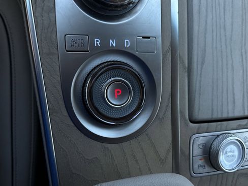 Used 2024 Genesis GV80 2.5T w/ Advanced Package image 19