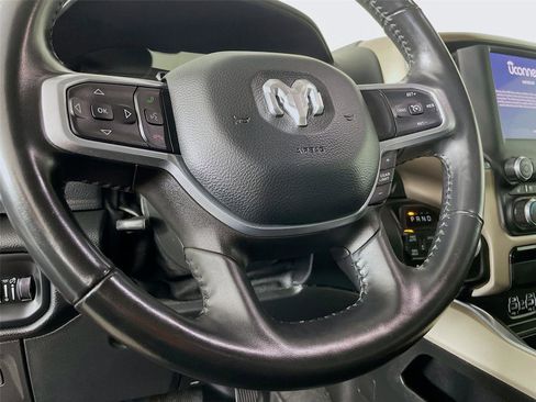 Used 2022 RAM 1500 Laramie AWD/4WD image 14