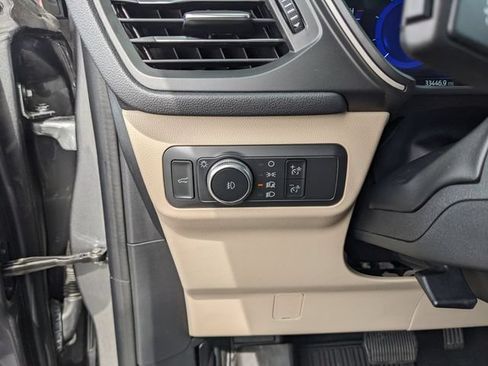 Certified 2022 Ford Escape SEL w/ Technology Package AWD/4WD image 29
