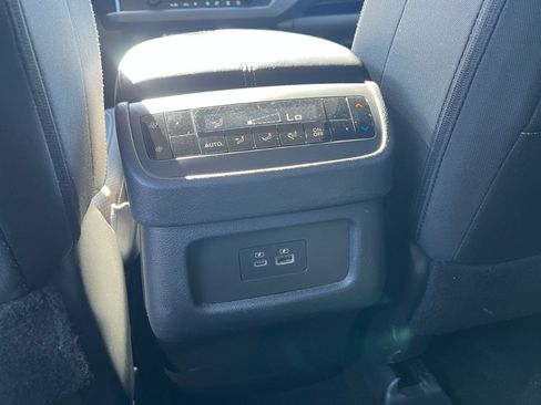 Used 2025 Nissan Pathfinder SV AWD/4WD image 24