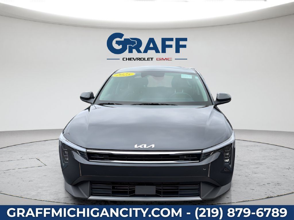 Used 2025 Kia K4 EX FWD image 11