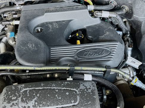 Used 2020 Ford Explorer 2WD image 29