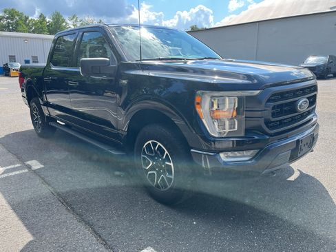 Used 2022 Ford F150 XLT w/ Equipment Group 302A High AWD/4WD image 7