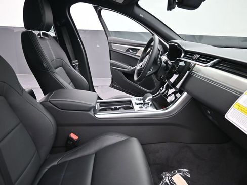 New 2024 Jaguar XF R-Dynamic SE image 10