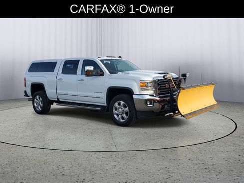 Certified 2018 GMC Sierra 2500 SLT w/ Duramax Plus Package image 2