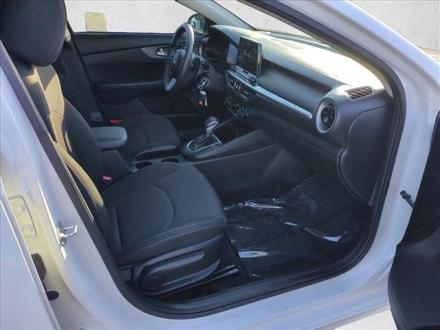 Used 2019 Kia Forte LXS FWD image 20