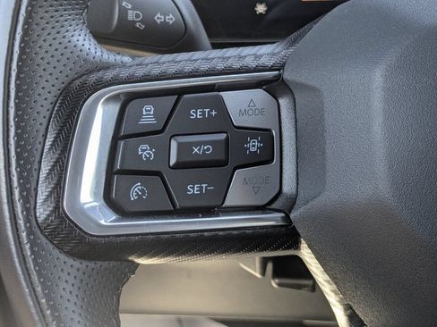 Used 2025 Ford Mustang Premium RWD image 17