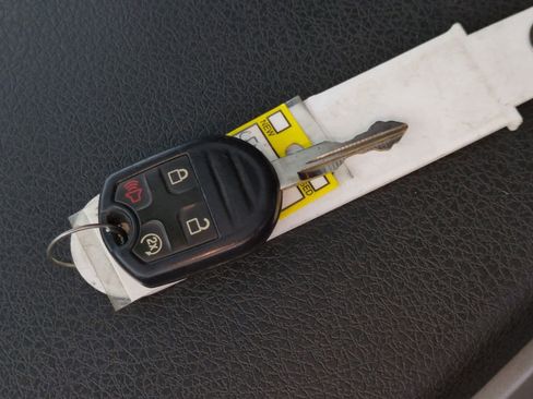 Used 2012 Ford F150 Raptor w/ Raptor Luxury Pkg image 35