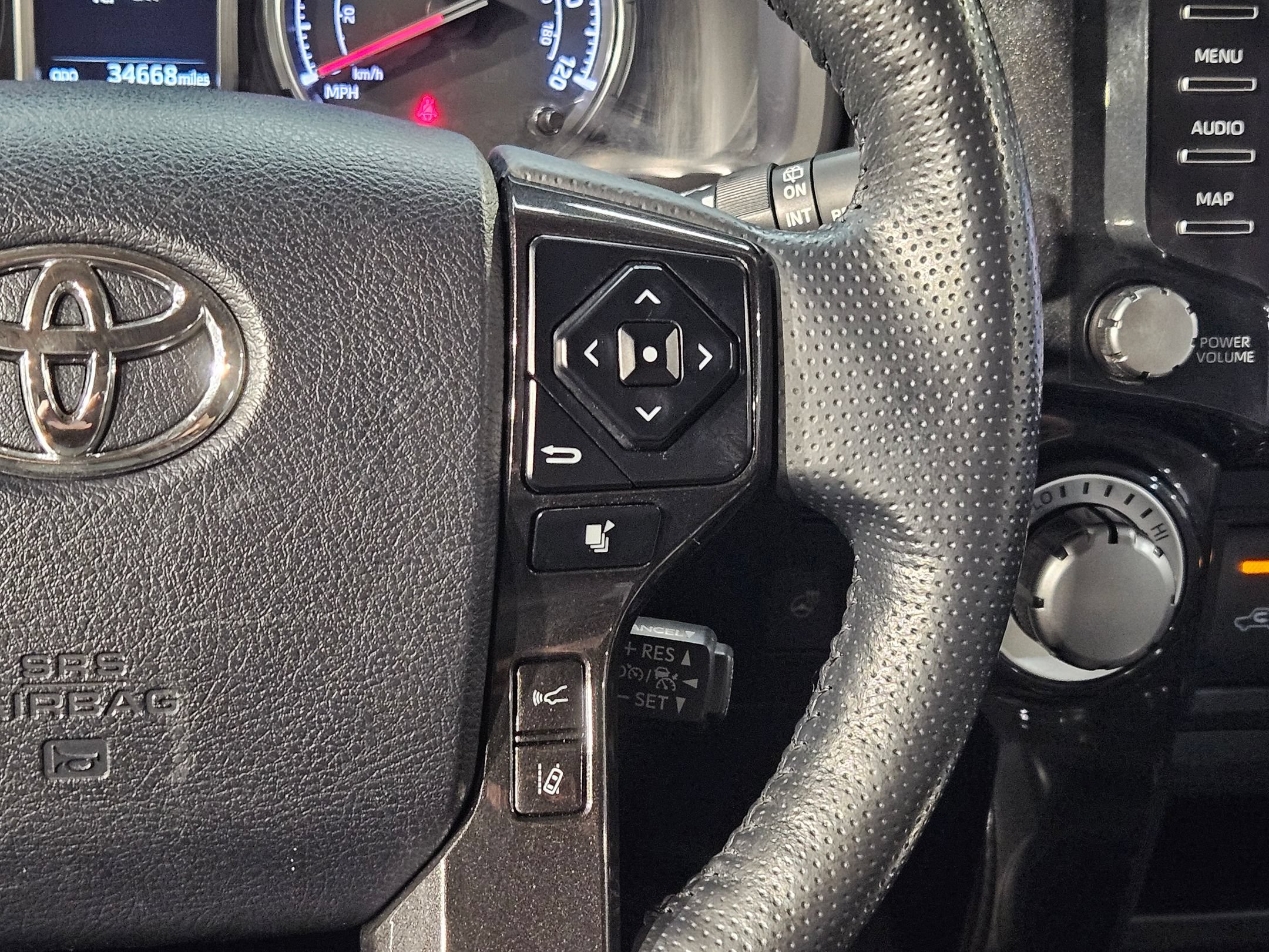 Certified 2023 Toyota 4Runner TRD Off-Road Premium w/ Moonroof Package AWD/4WD image 29