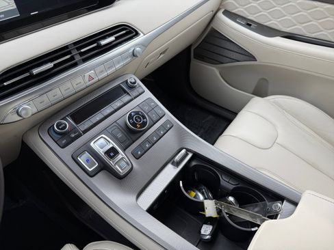 Used 2020 Hyundai Palisade Limited image 13