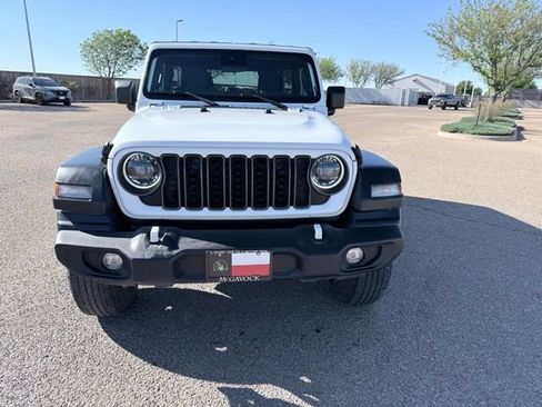 Used 2024 Jeep Wrangler Sport S image 3