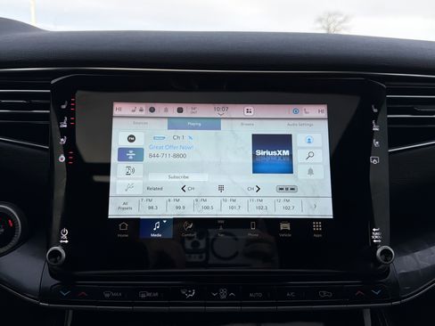 Used 2024 Jeep Wagoneer 4WD w/ Premium Group I image 6