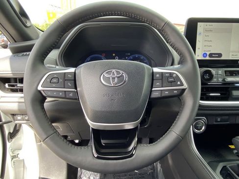 Certified 2026 Toyota Grand Highlander AWD Hybrid image 26