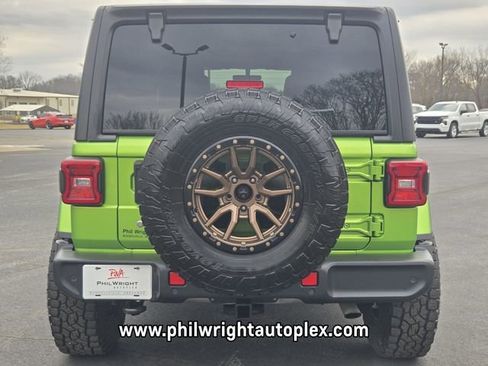 Used 2018 Jeep Wrangler Unlimited Sahara w/ Dual Top Group image 4